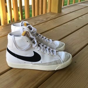 Nike Hightop sneakers size 8.5 womens
